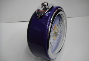 批發(fā)個(gè)性球迷用品鐘 創(chuàng)意鬧鐘與時(shí)尚鐘表的完美融合